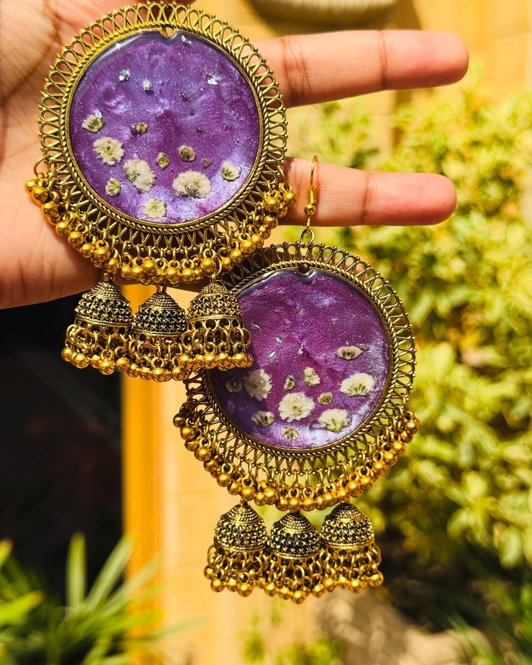 Gul e Zehra Resin Jhumka